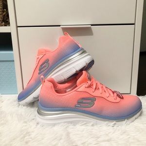 NEW Skechers memory foam sneakers